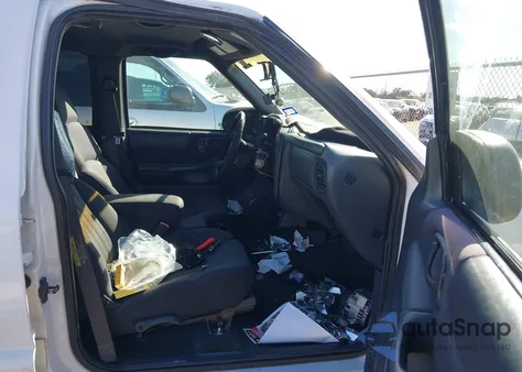 2003 Chevrolet Blazer Ls from USA, damaged, VIN 1GNDT13X83K129742